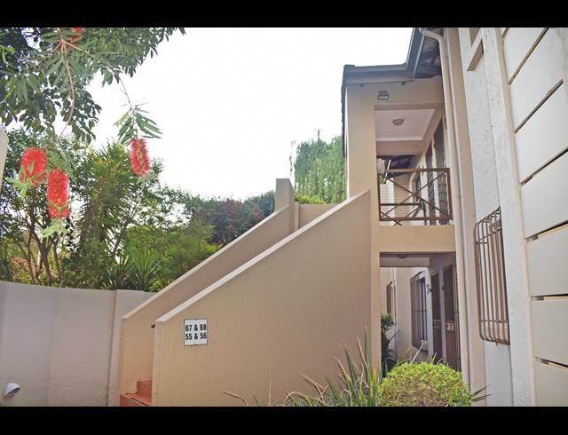 2 BEDROOM TOWNHOUSE FOR SALE IN ORIEL